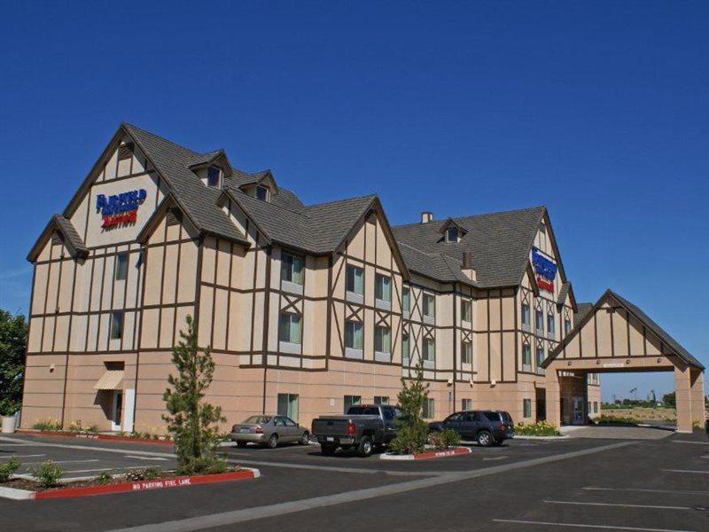 Fairfield Inn & Suites By Marriott Selma Kingsburg Buitenkant foto